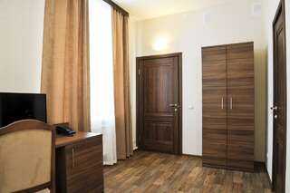 Гостиница Вега-Бизнес Соликамск 2-местный номер комфорт-6